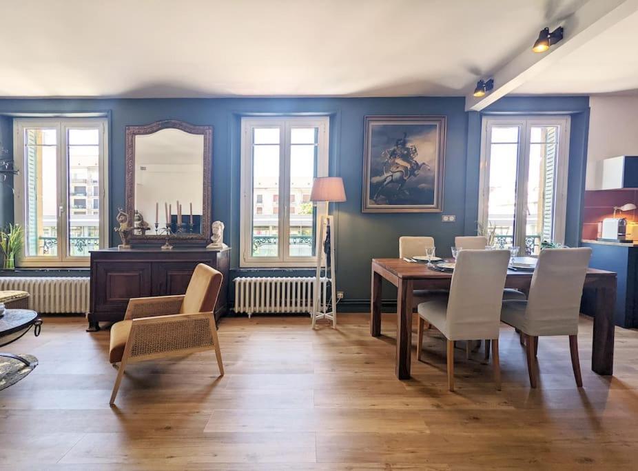 Appartement L'Ideal Hyper Centre-Ville Charleville-Mezieres Ngoại thất bức ảnh