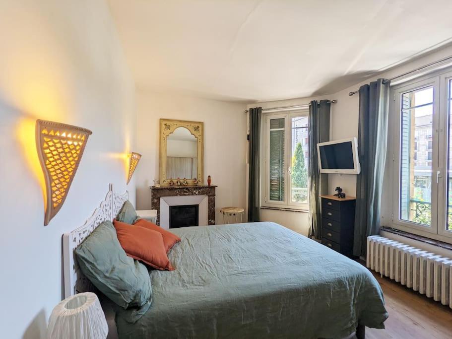 Appartement L'Ideal Hyper Centre-Ville Charleville-Mezieres Ngoại thất bức ảnh